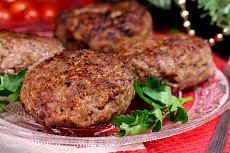 Котлеты из мяса кабана